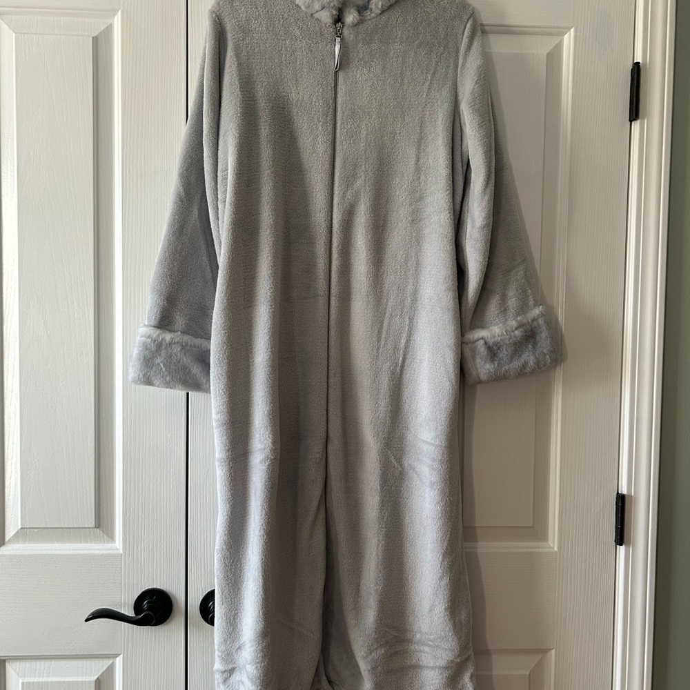 Anne Klein Zip Up Robe